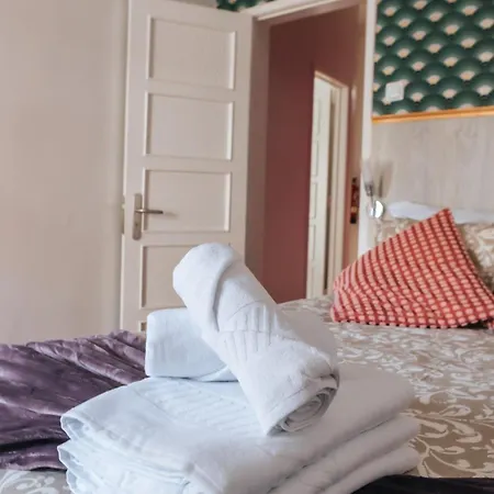 Πανσιόν Daniela's Central 303 Lisboa